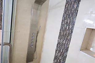 2851 NE 183rd St, Aventura, FL 33160 - Photo 23