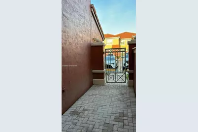 11479 NW 60th Ter #373, Doral, FL 33178 - Photo 3