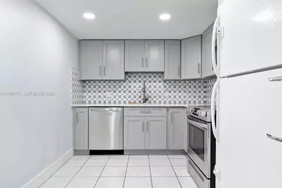 2500 NE 135th St Unit#B206, North Miami, FL 33181 - Photo 13