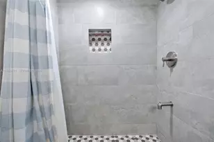 2500 NE 135th St, North Miami, FL 33181 - Photo 25