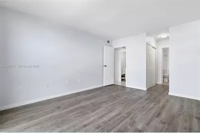 2500 NE 135th St Unit#B206, North Miami, FL 33181 - Photo 19