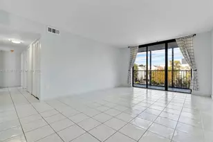 2500 NE 135th St, North Miami, FL 33181 - Photo 5