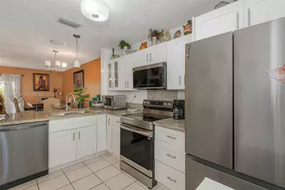 17757 SW 141st Ct, Miami, FL 33177 - Photo 13