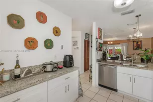 17757 SW 141st Ct, Miami, FL 33177 - Photo 15