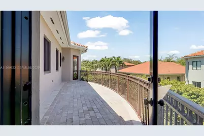 7965 SW 195th St, Cutler Bay, FL 33157 - Photo 37