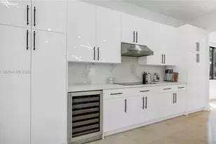 7965 SW 195th St, Cutler Bay, FL 33157 - Photo 9