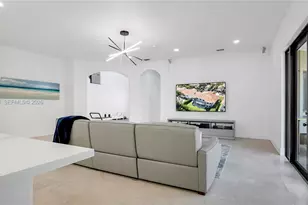 7965 SW 195th St, Cutler Bay, FL 33157 - Photo 11