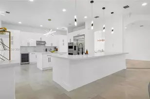 7965 SW 195th St, Cutler Bay, FL 33157 - Photo 9