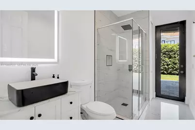 7965 SW 195th St, Cutler Bay, FL 33157 - Photo 17