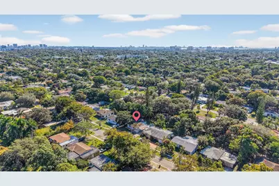 870 NE 144th St, North Miami, FL 33161 - Photo 29