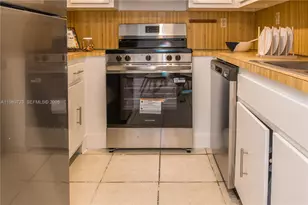 6675 W 4th Ave, Hialeah, FL 33012 - Photo 17