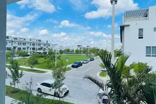 6425 NW 103rd Pl, Doral, FL 33178 - Photo 5