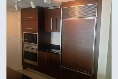 475 Brickell Ave #5111, Miami, FL 33131 - Photo 7