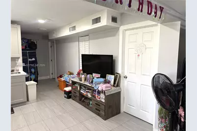 9615 NW 26th Ave, Miami, FL 33147 - Photo 9