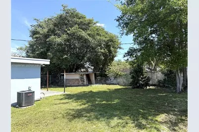 9615 NW 26th Ave, Miami, FL 33147 - Photo 3