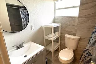 9615 NW 26th Ave, Miami, FL 33147 - Photo 23