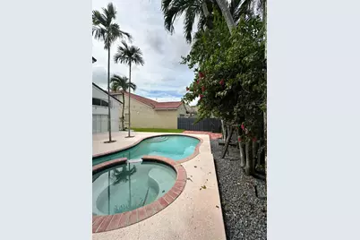 4021 SW 153rd Ave, Miramar, FL 33027 - Photo 19