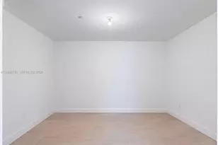 1000 Brickell Plaza, Miami, FL 33131 - Photo 27