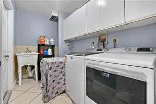 11501 SW 9th Ct, Pembroke Pines, FL 33025 - Photo 25