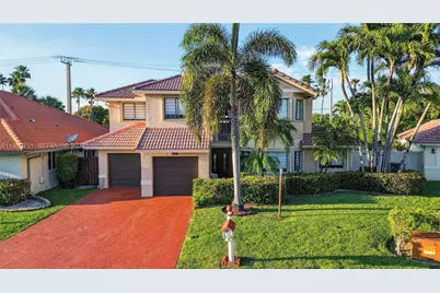 11501 SW 9th Ct, Pembroke Pines, FL 33025 - Photo 3