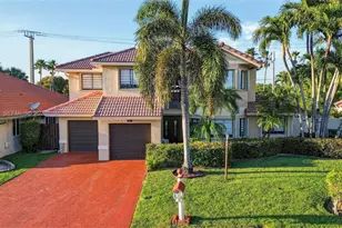 11501 SW 9th Ct, Pembroke Pines, FL 33025 - Photo 3