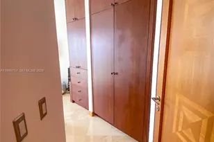 6301 Collins Ave, Miami Beach, FL 33141 - Photo 23