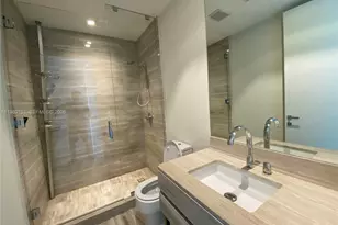 18975 Collins Ave, Sunny Isles Beach, FL 33160 - Photo 13