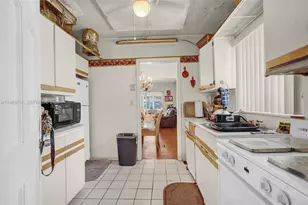 1451 NW 43rd St, Miami, FL 33142 - Photo 7