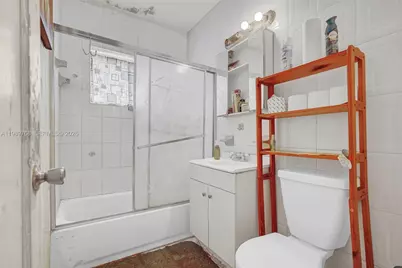 1451 NW 43rd St, Miami, FL 33142 - Photo 11