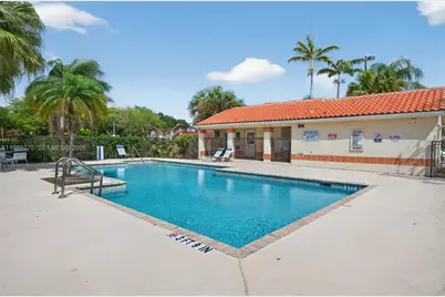 3390 N Pinewalk Dr N #1026, Margate, FL 33063 - Photo 13