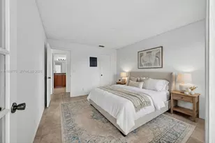 3390 N Pinewalk Dr N, Margate, FL 33063 - Photo 9