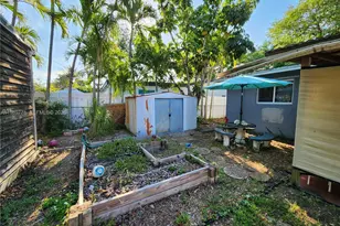 6721 Garfield St, Hollywood, FL 33024 - Photo 27