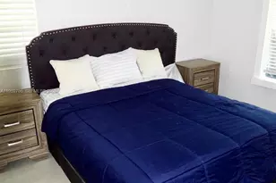 715 Hollywood Blvd, Hollywood, FL 33019 - Photo 17