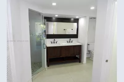 715 Hollywood Blvd, Hollywood, FL 33019 - Photo 13