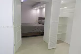 715 Hollywood Blvd, Hollywood, FL 33019 - Photo 13