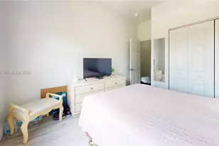 809 NW 170th Terrace, Pembroke Pines, FL 33028 - Photo 21