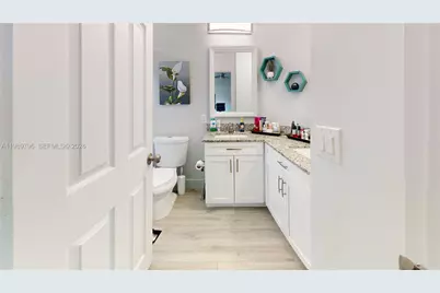 809 NW 170th Ter #26, Pembroke Pines, FL 33028 - Photo 17