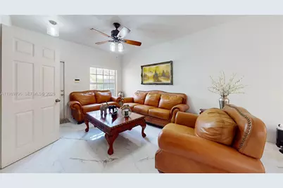 809 NW 170th Ter #26, Pembroke Pines, FL 33028 - Photo 5