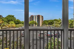 3375 N Country Club Dr, Aventura, FL 33180 - Photo 33