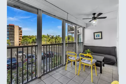 3375 N Country Club Dr #208, Aventura, FL 33180 - Photo 17