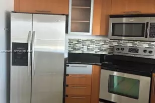 1750 N Bayshore Dr, Miami, FL 33132 - Photo 5