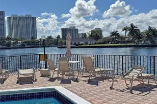 3113 S Ocean Dr, Hallandale Beach, FL 33009 - Photo 29