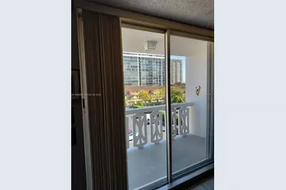 3113 S Ocean Dr #504, Hallandale Beach, FL 33009 - Photo 9