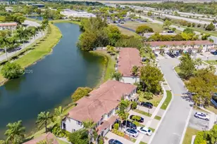 102 Riverwalk Cir, Sunrise, FL 33326 - Photo 29