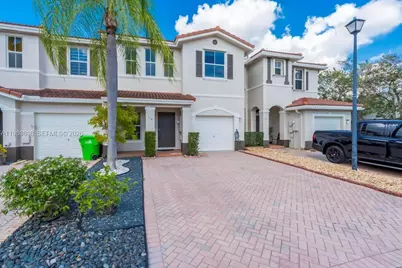 102 Riverwalk Cir, Sunrise, FL 33326 - Photo 1