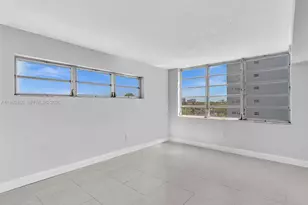 1770 NE 191st St, Miami, FL 33179 - Photo 21