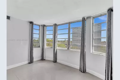 1770 NE 191st St #500-1, Miami, FL 33179 - Photo 25