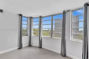 1770 NE 191st St, Miami, FL 33179 - Photo 25