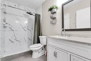 2690 W 76th St, Hialeah, FL 33016 - Photo 13