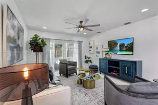 104 Wedgewood Lakes S, Greenacres, FL 33463 - Photo 5